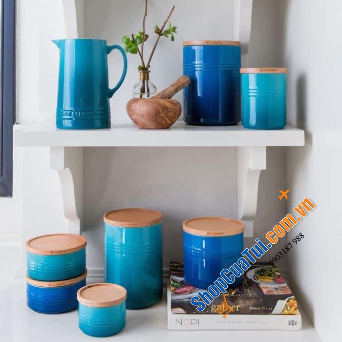 Hũ đựng muối, hạt, đồ khô, bánh kẹo  Le creuset 1,9 LIT  - màu xanh Marseille.
