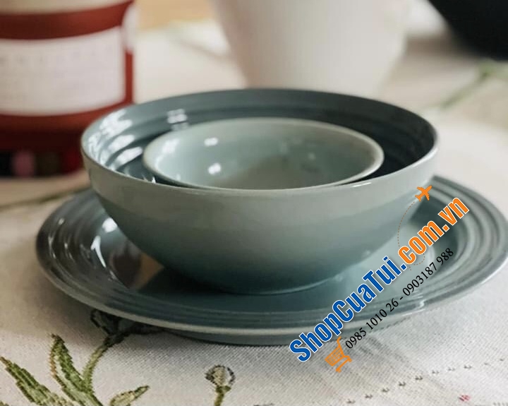 Set GỐM 3 món ĐĨA BÁT LE CREUSET MÀU HIẾM XANH SEA SALT.