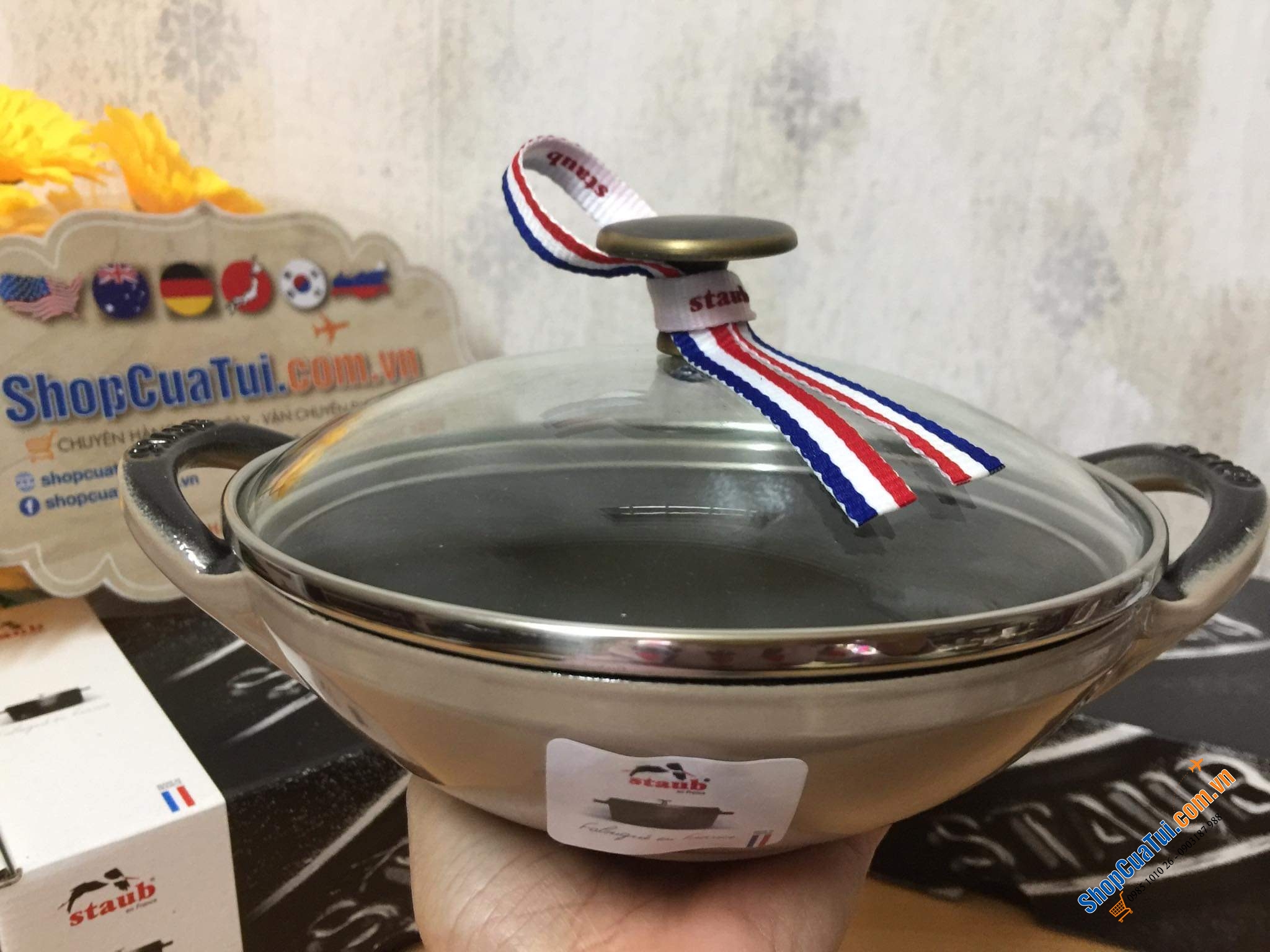 CHẢO XÀO MINI GANG STAUB BABY WOK 16 cm - MÀU NÂU CÀ PHÊ SỮA SESAM SIÊU LẠ ĐẸP