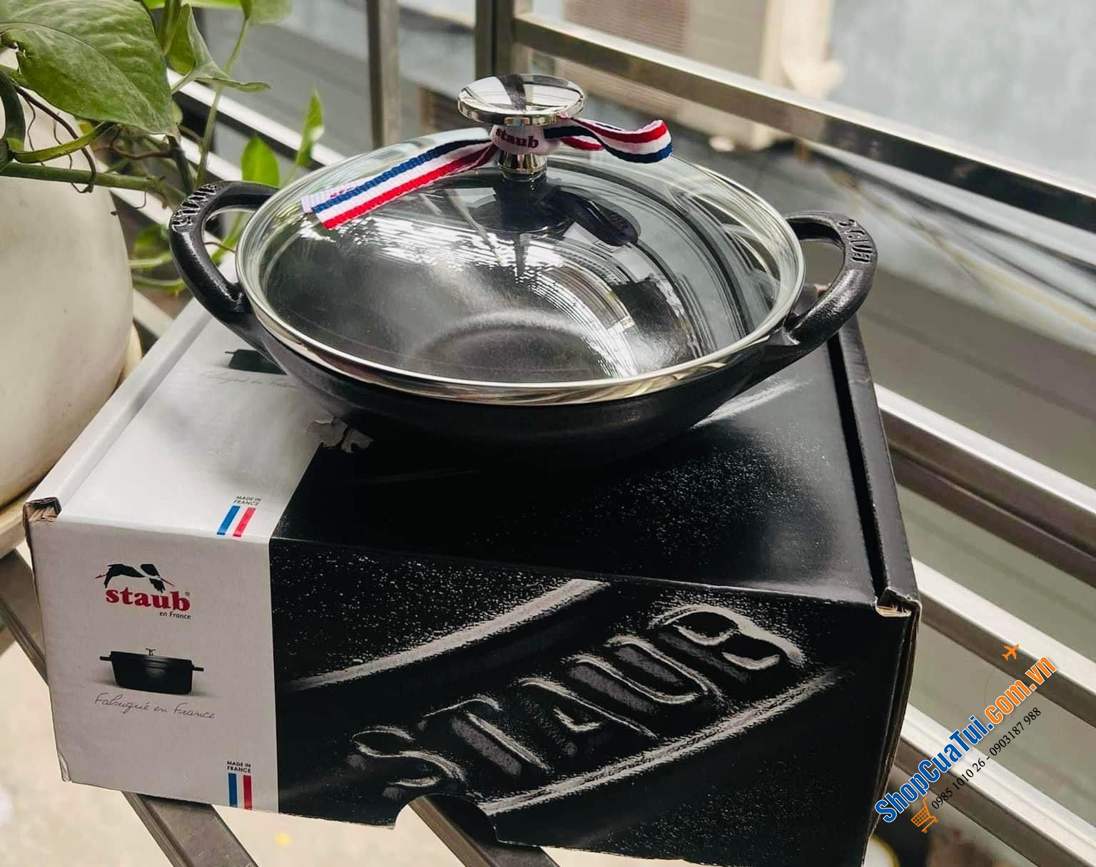 CHẢO XÀO MINI GANG STAUB BABY WOK 16 cm - MÀU NÂU CÀ PHÊ SỮA SESAM SIÊU LẠ ĐẸP