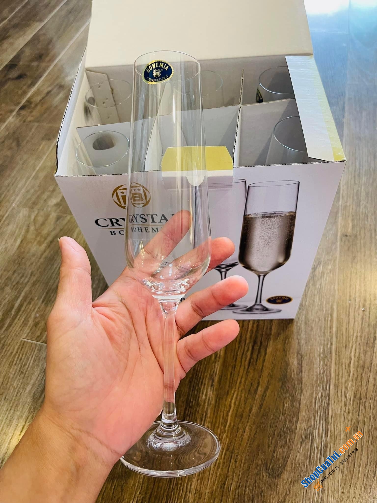 Bộ 6 ly uống sâm panh pha lê “dòng Titanium” Bohemia Strix cho những bữa tiệc chào đón năm mới, tiệc liên hoan chúc mừng khởi đầu hoàn hảo 200ml