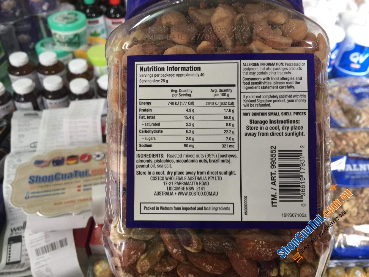 Hạt hỗn hợp Kirkland Signature Extra Fancy Mixed Nuts có muối 1.13kg