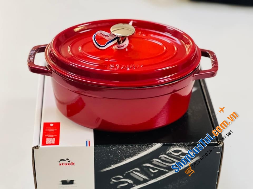 NỒI STAUB OVAL 23 CM ĐỎ CHERRY - DUNG TÍCH 2,35 L.