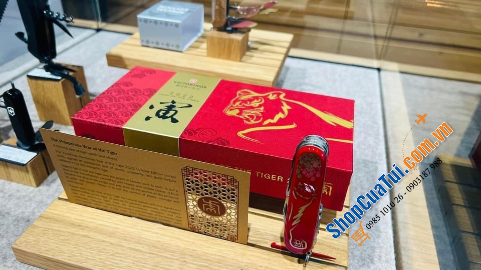 Bấm móng tay - Dụng Cụ Đa Năng Bỏ Túi VictorInox Phiên bản giới hạn Limited cho năm 2022- made in Thuỵ Sĩ