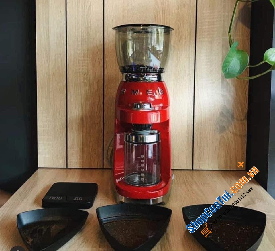 MÁY XAY HẠT CAFE, NGŨ CỐC CAO CẤP SMEG - Máy Xay Hạt Cafe Smeg CGF01RDEU Red