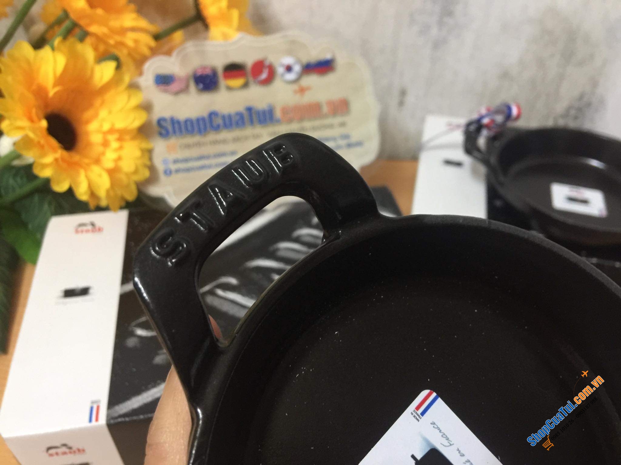 CHẢO GANG, CHẢO STAUB- KHAY NƯỚNG BỎ LÒ 12 CM  Made in France- MÀU Đen