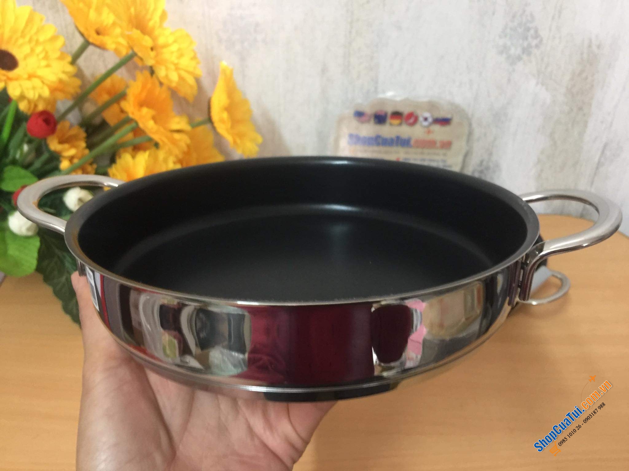 Chảo WMF chống dính MINI 18CM rất tiện, nấu xong có thể đặt thẳng lên bàn ăn (serving pan)