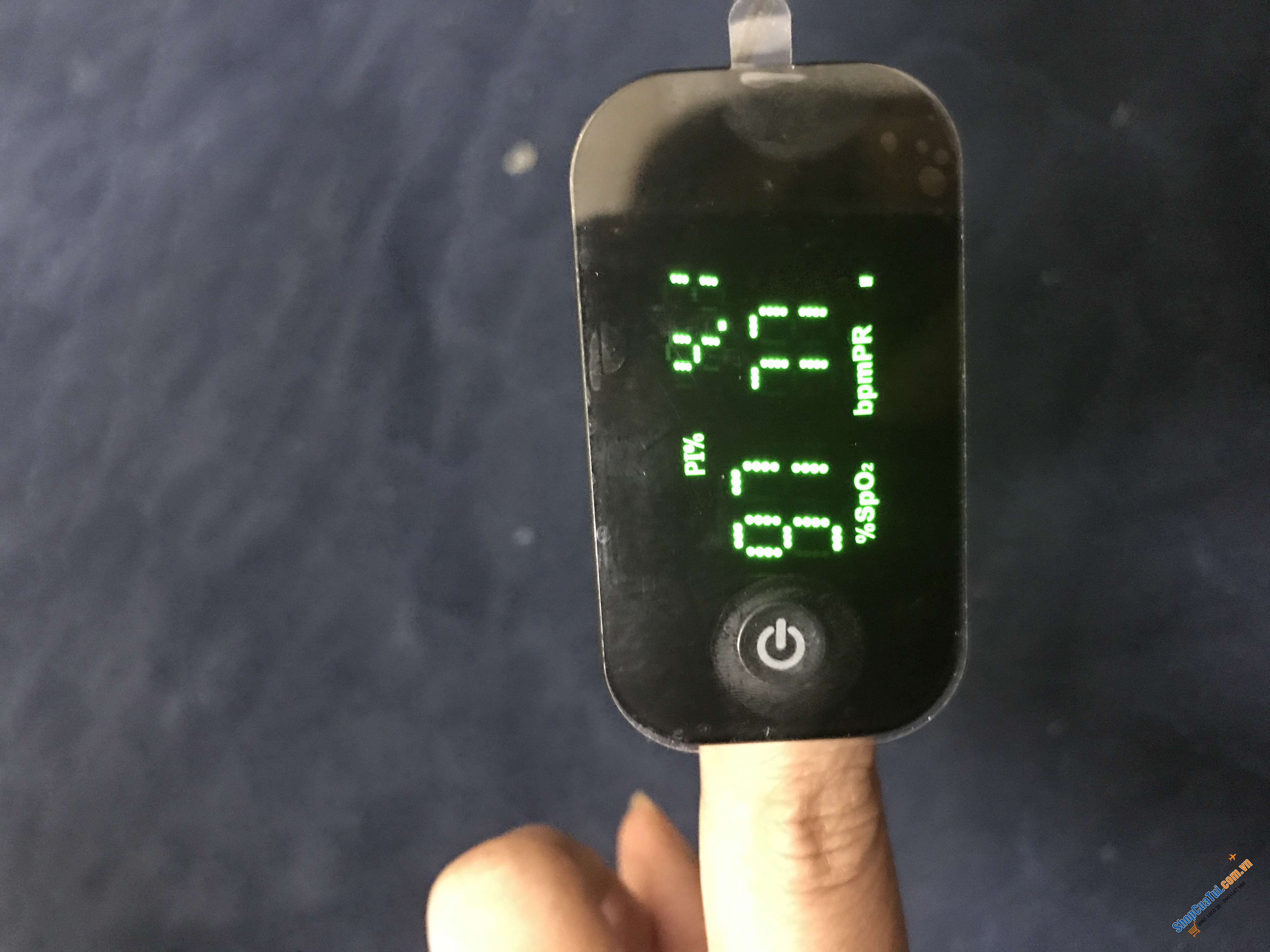 Máy đo nồng độ oxy máu , SPO2, PR, PI Jumper JPD-500G kết nối Bluetooth, MÀU ĐEN màn hình Led (Hàng siêu chất lượng)- Rất cần khi dịch Covid lúc này.