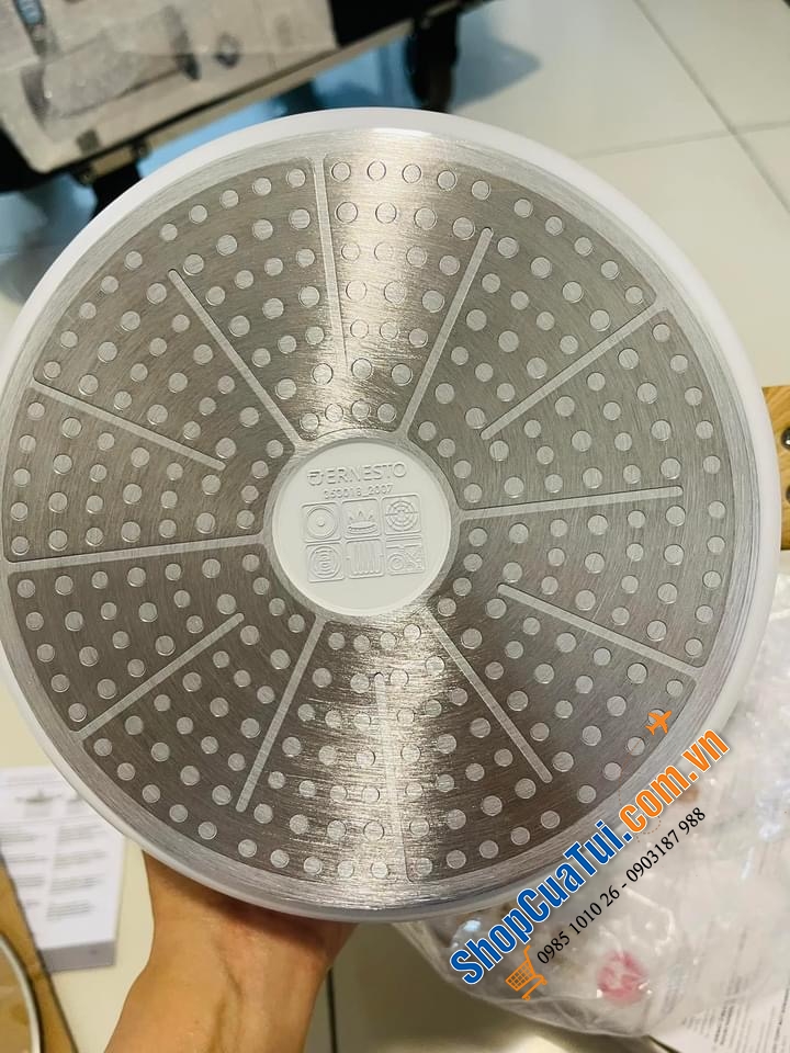 Nồi Enesto 24cm dung tích 4 lít phủ chống dính ILAG bền và siêu an toàn.