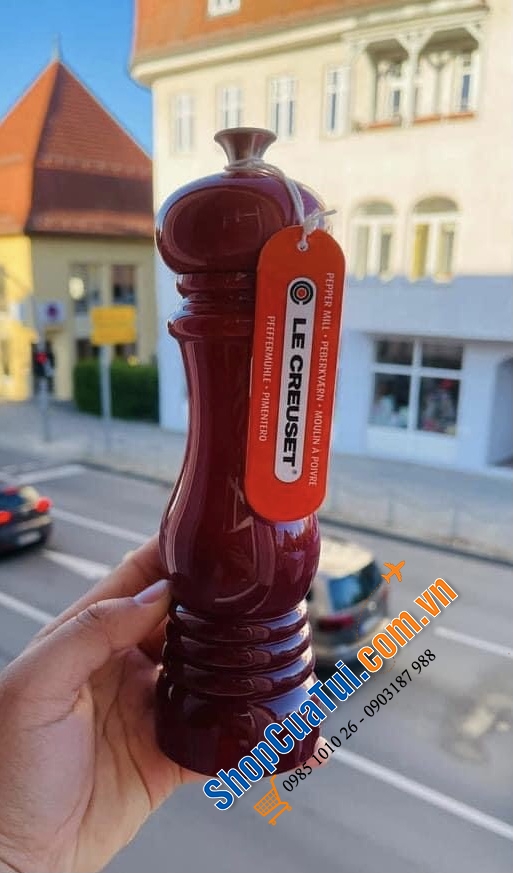 XAY TIÊU TAY LE CREUSET 21 cm MÀU ĐỎ.