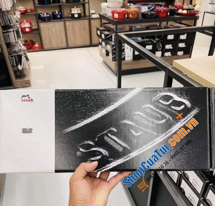 KHAY GỖ 3 NỒI STAUB MÀU ĐEN.