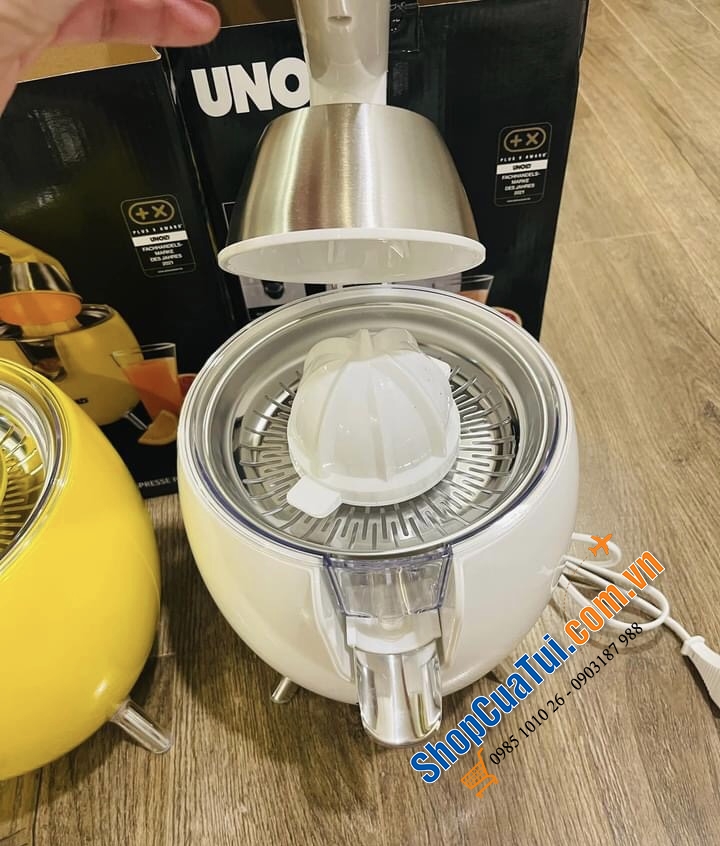Vắt cam cần đẩy Unold siêu khoẻ nằm trong thiết kế hình trứng siêu gọn đẹp, động cơ 300W mạnh mẽ