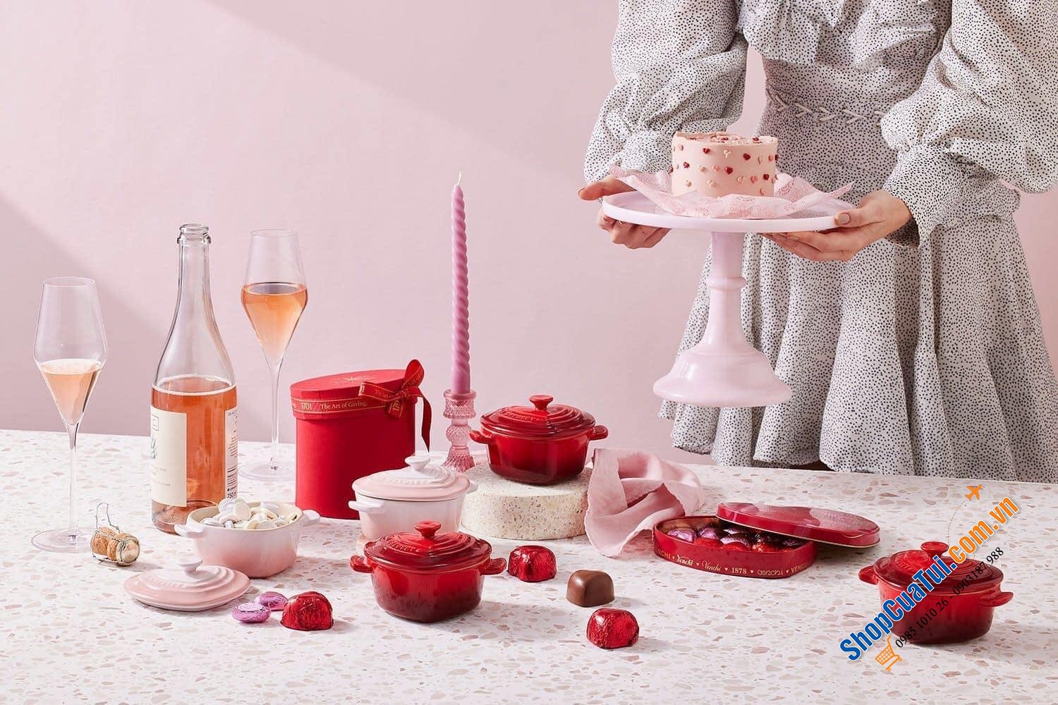 HŨ TIM LE CREUSET MẦU ĐỎ VÀ SHELL PINK CÓ NẮP 10cm