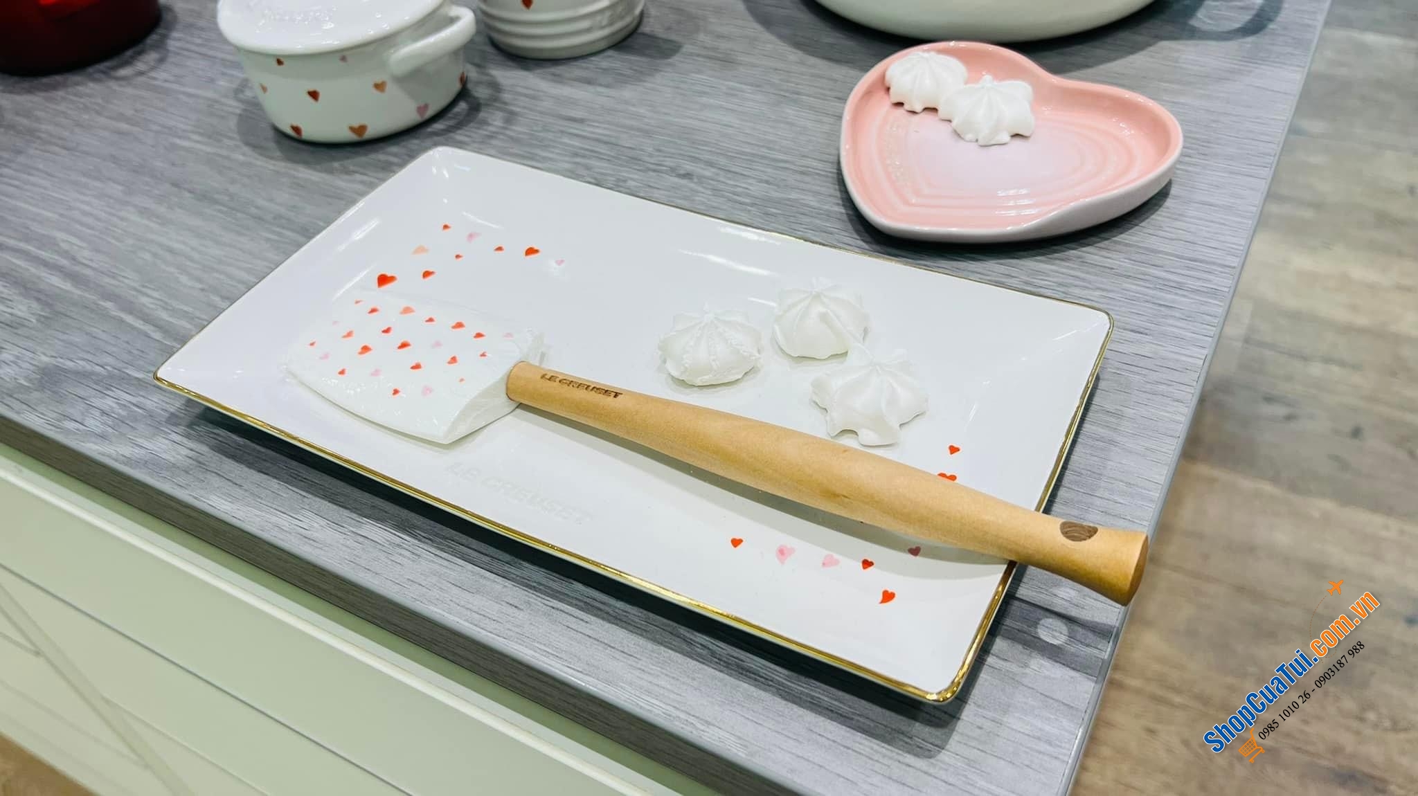 PHỚI DẸT SILICON LE CREUSET hoạ tiết trái tim