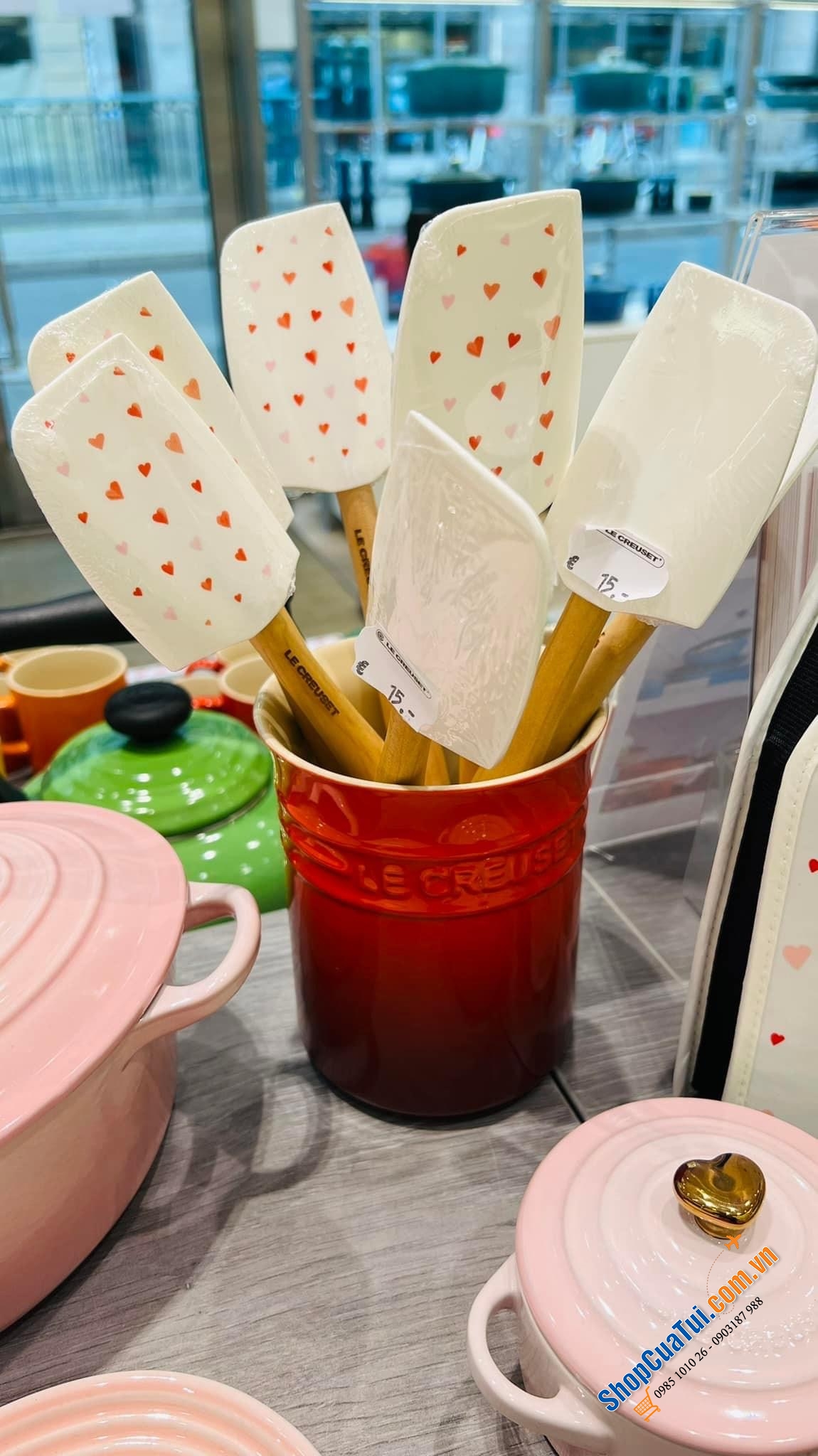 PHỚI DẸT SILICON LE CREUSET hoạ tiết trái tim