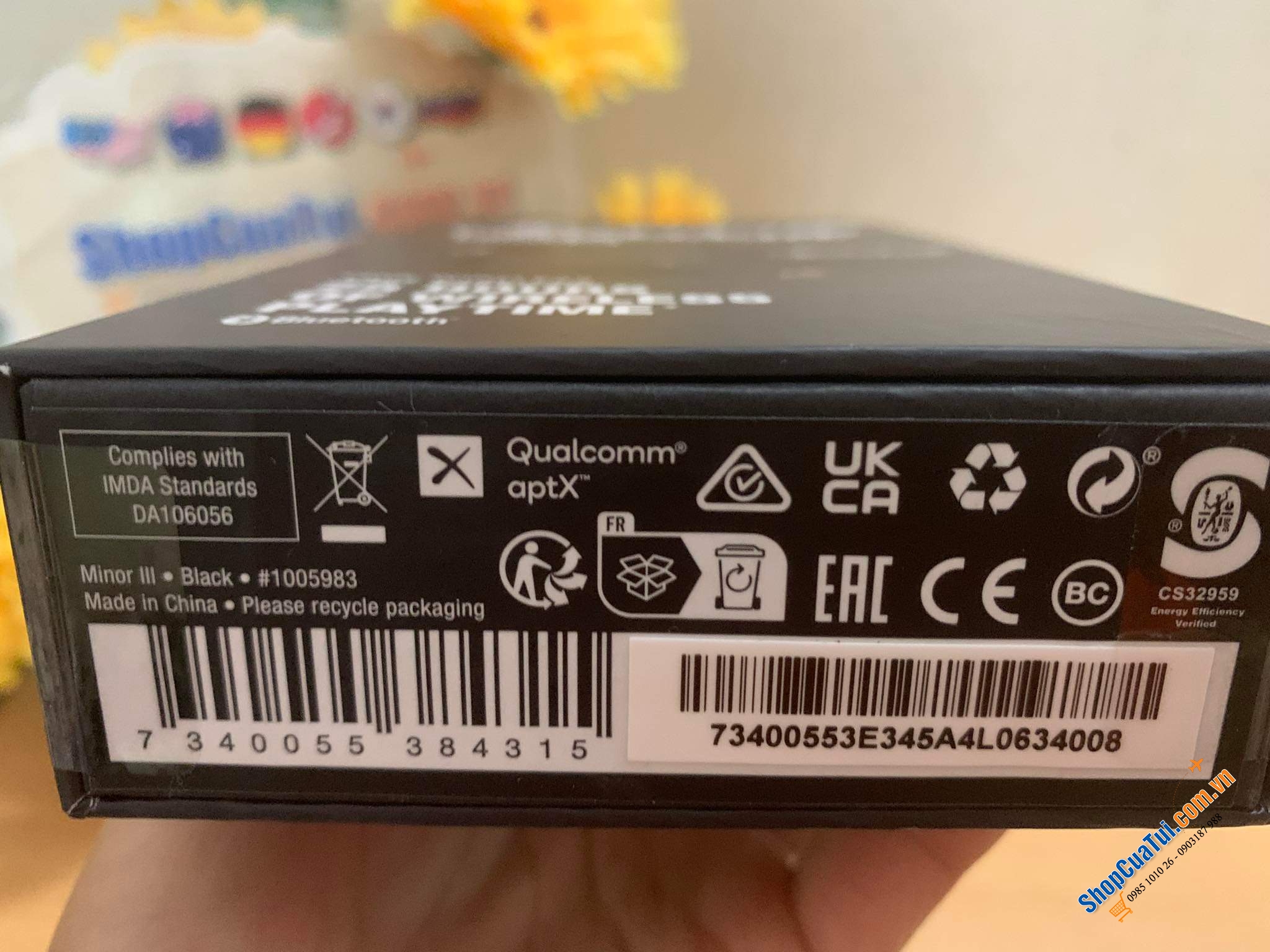 Tai nghe Marshall Minor 3. Tai nghe này ăn đứt Airpod cả về thiết kế và chất lượng nha.