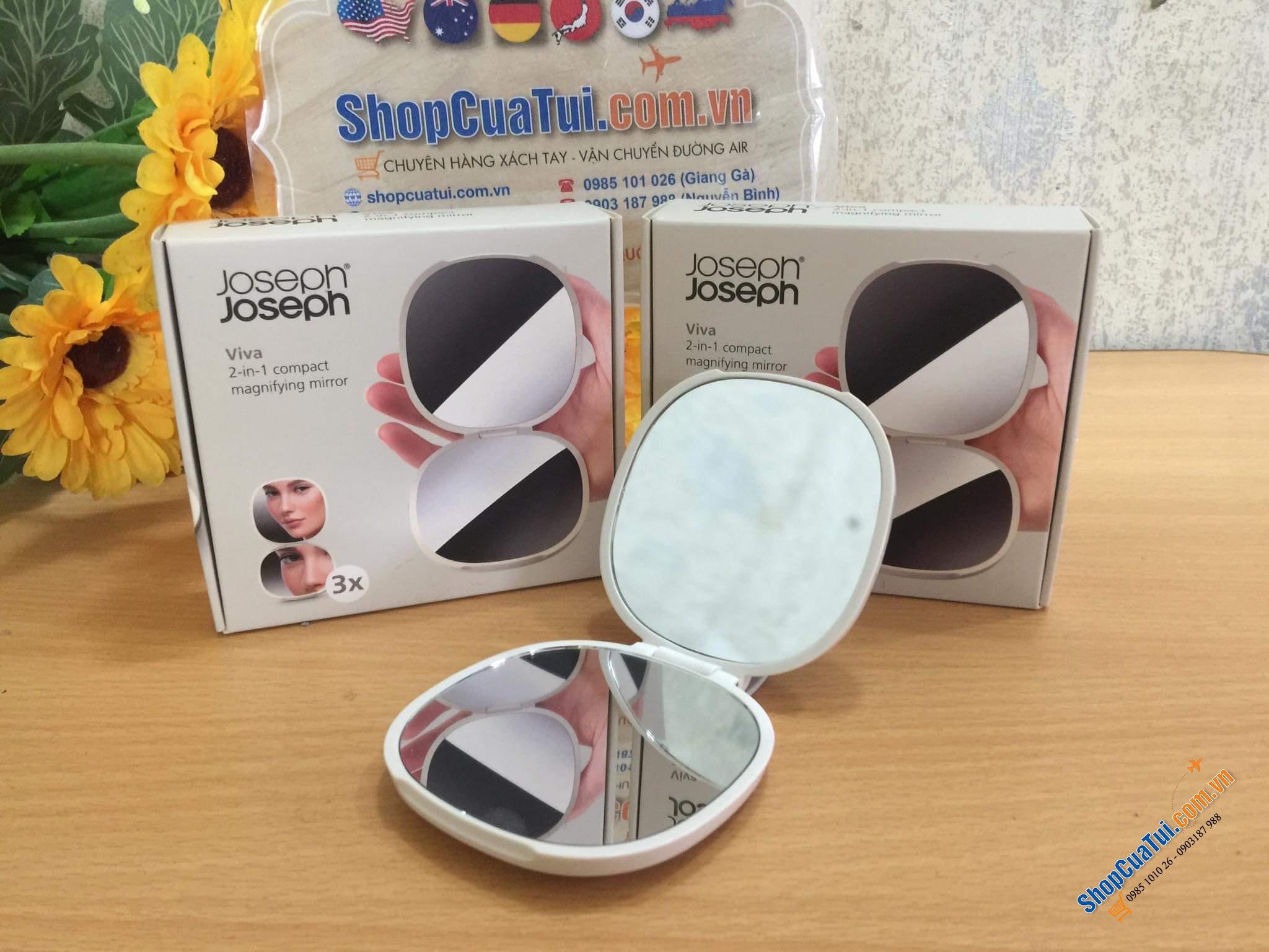 Gương Trang Điểm Joseph Joseph 75006 Viva 2in1 - gương bỏ túi cho phép bạn kiểm tra tình trạng trang điểm của mình mọi nơi mọi lúc, có mặt phóng đại 3 lần