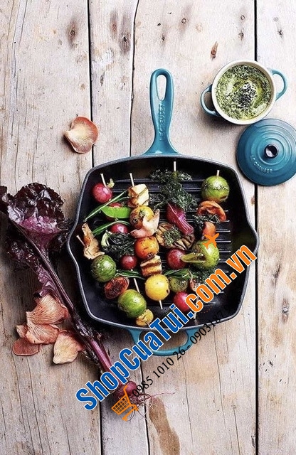 Chảo Nướng LeCreuset Hình Vuông 26cm có 2 miệng rót xịn xò Made in France