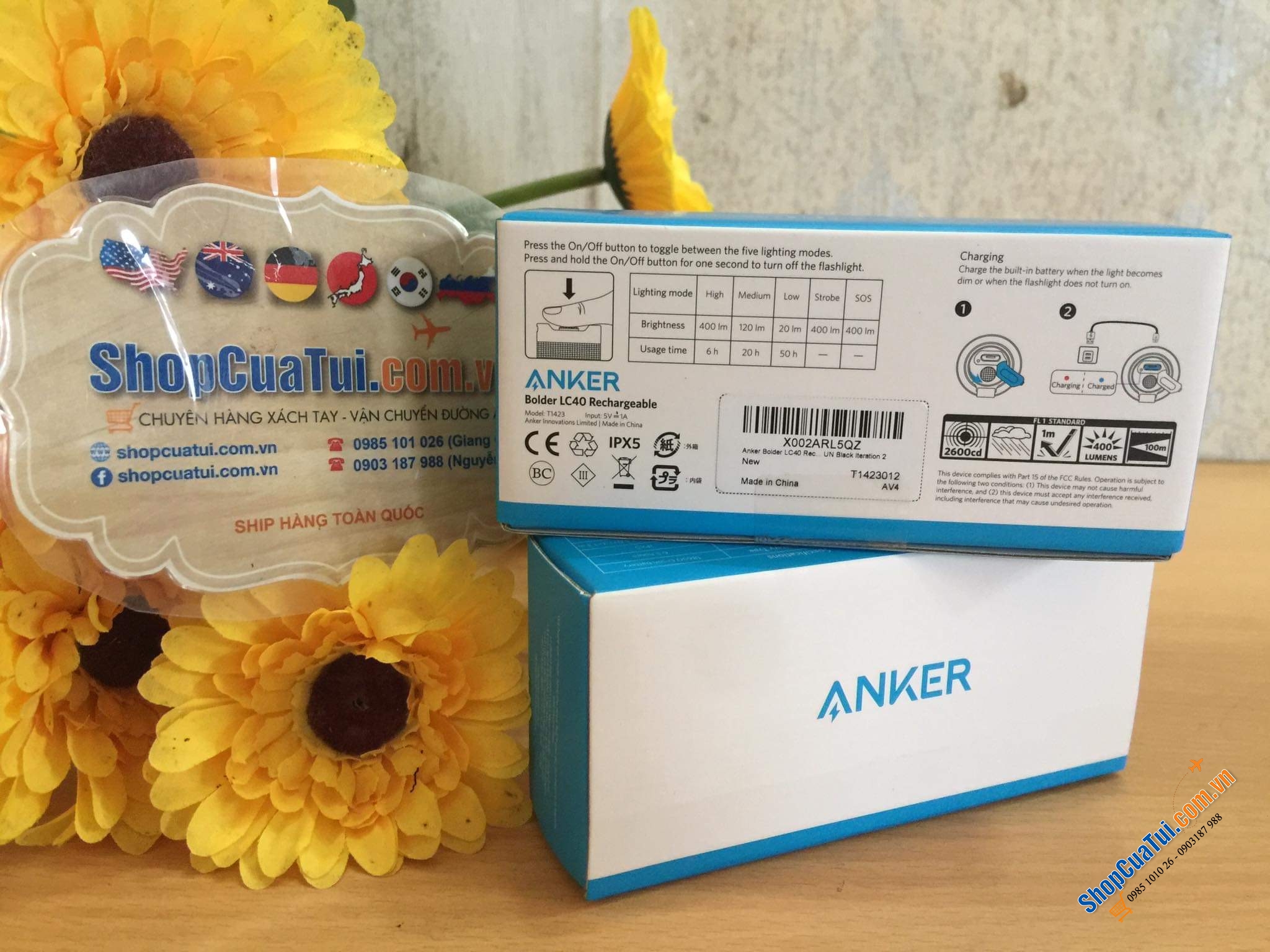 Đèn pin LED Anker LC40 - pin sạc tới 20h sử dụng, có các chế độ Cho Gia Đình, Cắm Trại, Đi Bộ, Đi Xe Đạp. Sử Dụng Khẩn Cấp