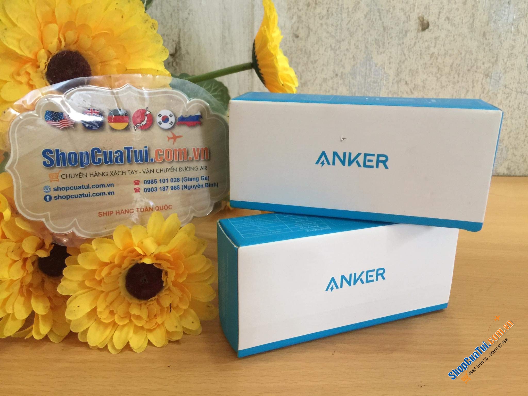 Đèn pin LED Anker LC40 - pin sạc tới 20h sử dụng, có các chế độ Cho Gia Đình, Cắm Trại, Đi Bộ, Đi Xe Đạp. Sử Dụng Khẩn Cấp