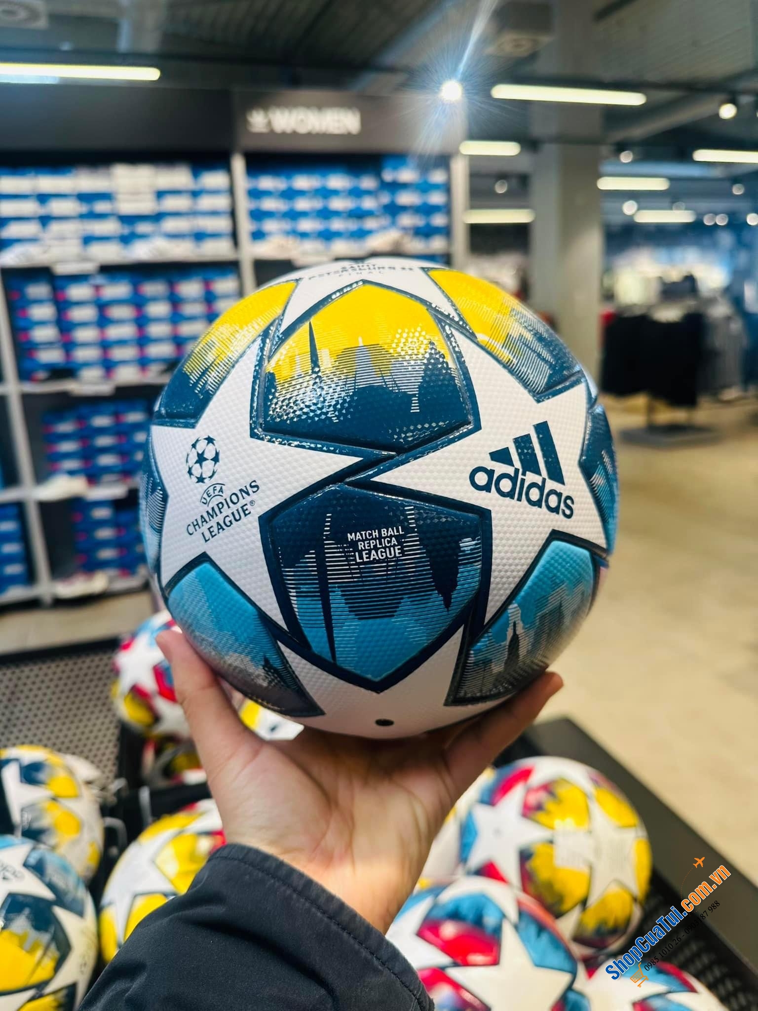 BÓNG ĐÁ ADIDAS.