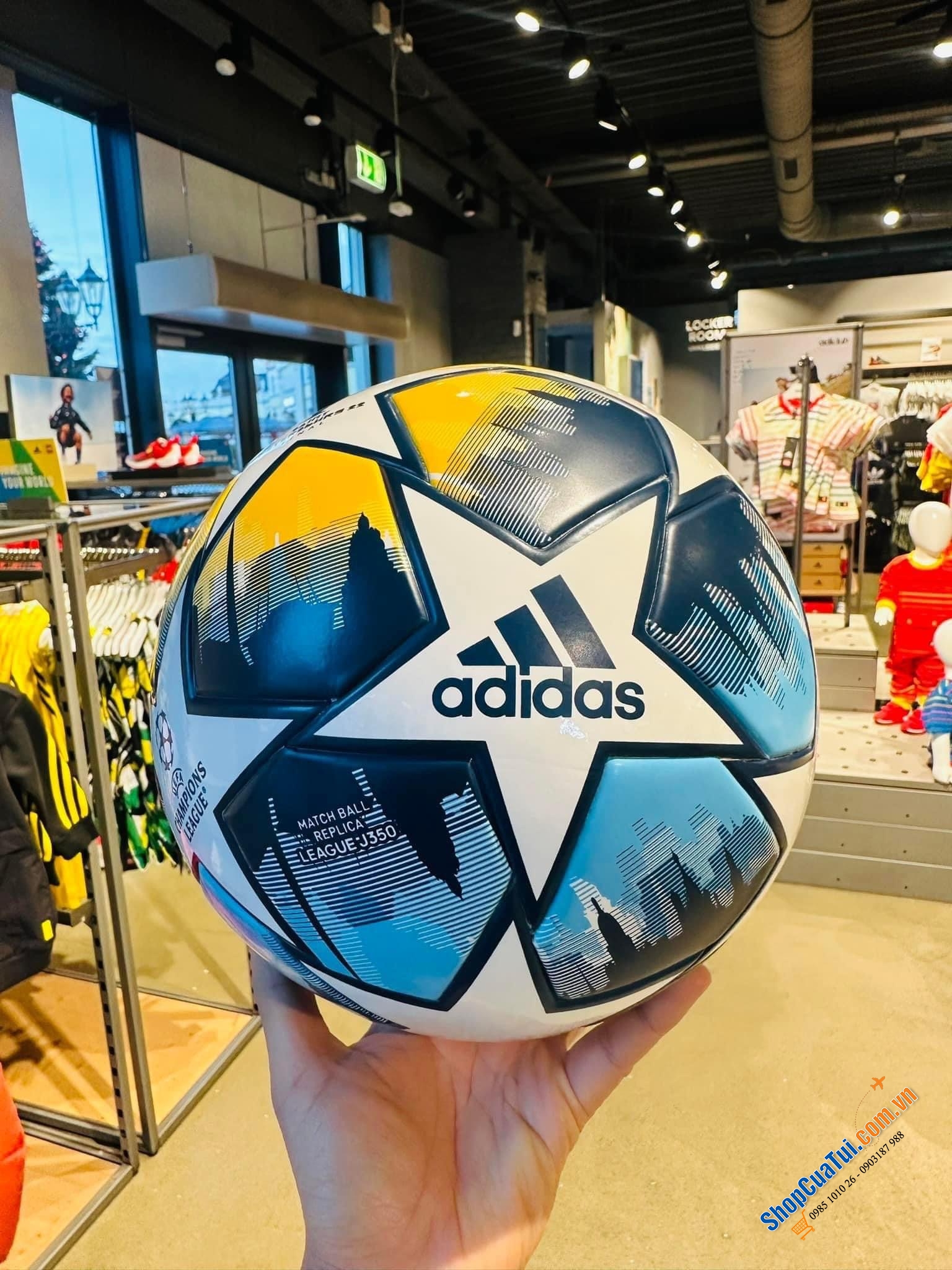 BÓNG ĐÁ ADIDAS.