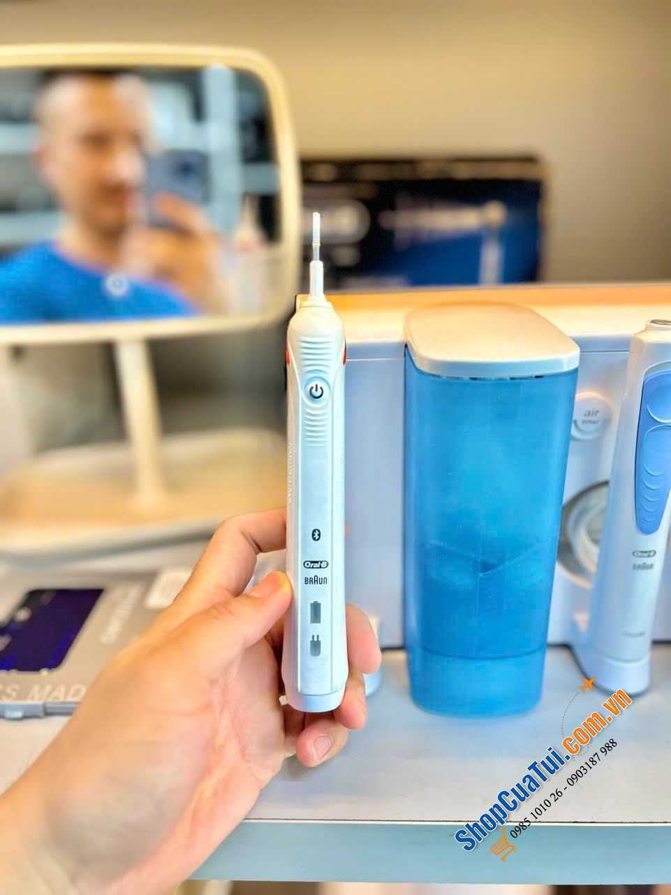 Set Bàn chải điện + tăm nước Oral-B OxyJet Smart 5000 - mua 1 được 2 - Hữu dụng với người bị viêm lợi hay người đang niềng răng