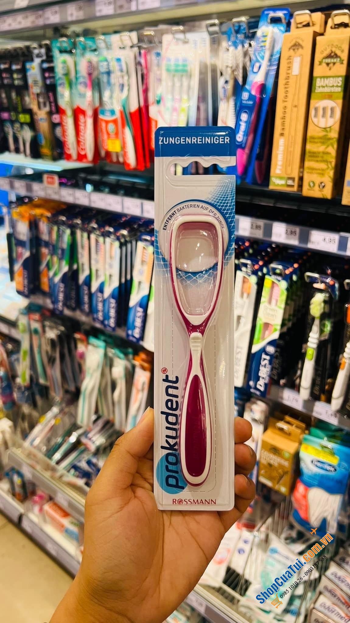 Dụng cụ cạo lưỡi Prokudent.