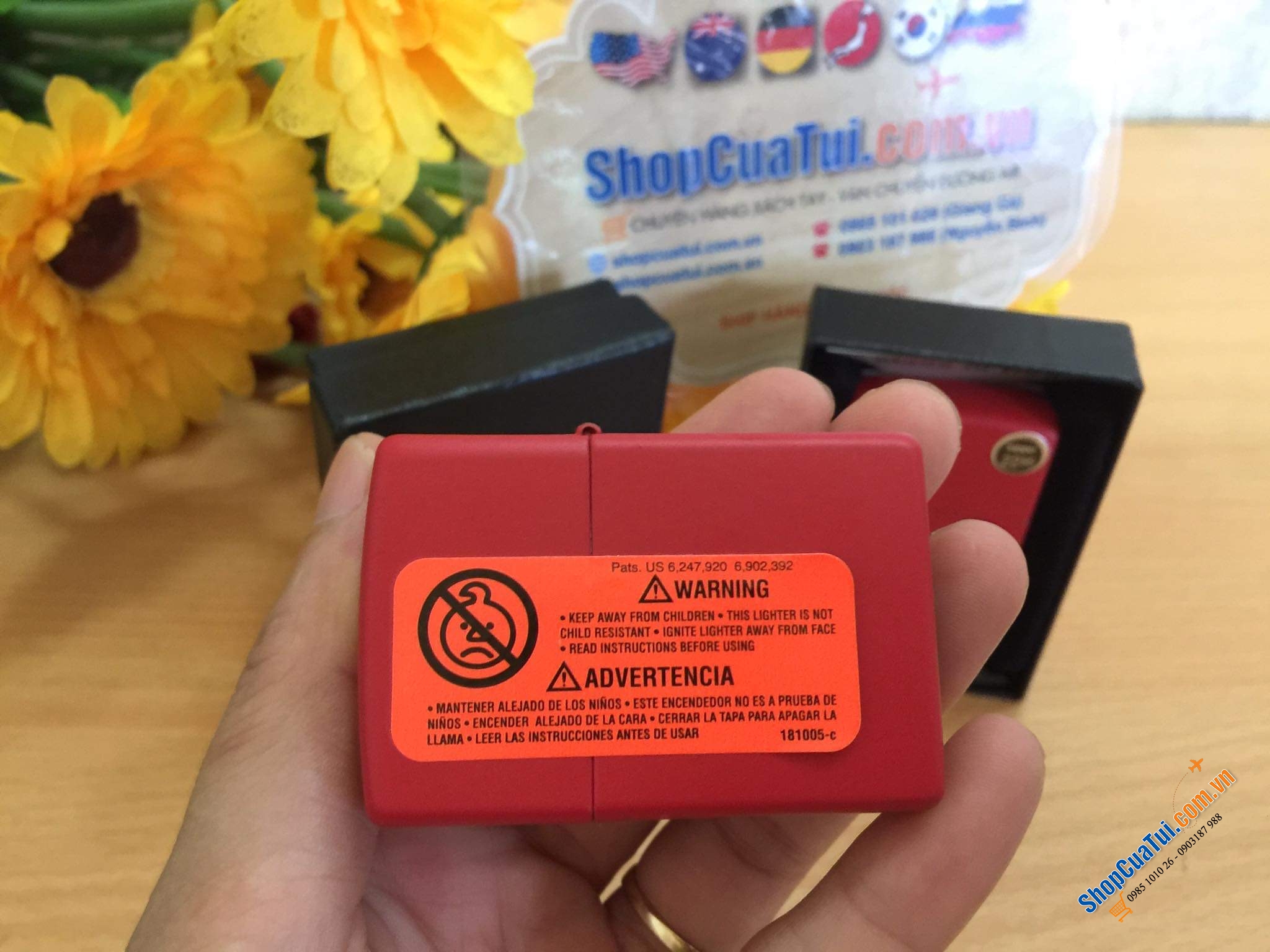 Bật lửa Zippo đỏ chót may mắn, đơn giản mà đẹp - Made in USA