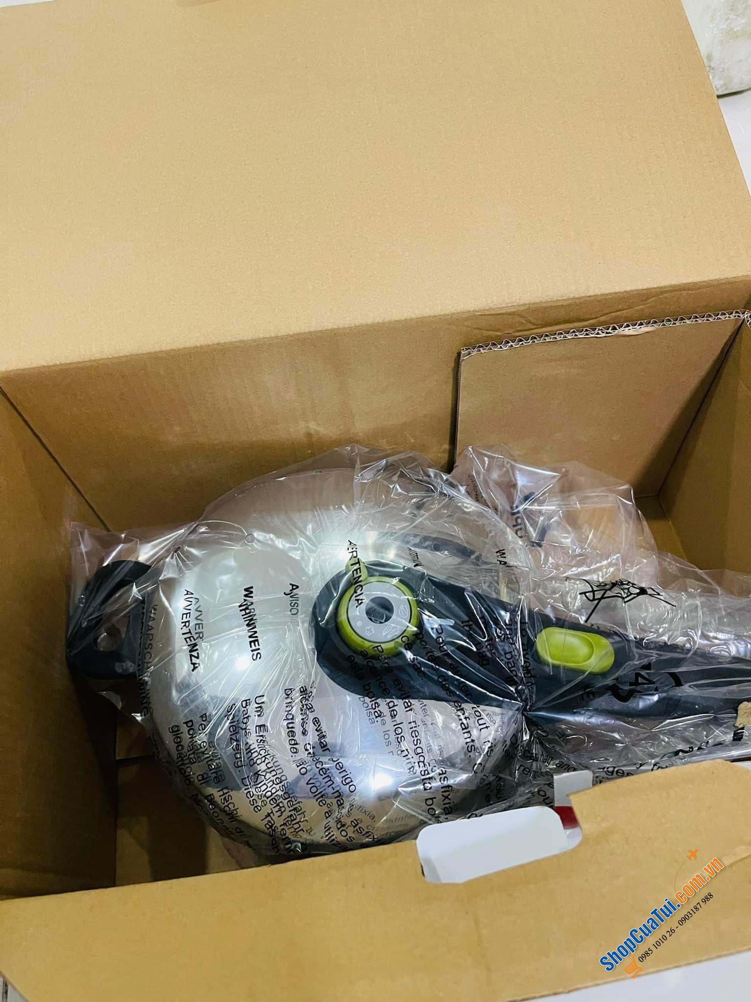 Nồi áp suất Tefal Secure 3L P25340 3 lít kèm vỉ hấp + tặng thêm 1 vung kính nắp nồi.