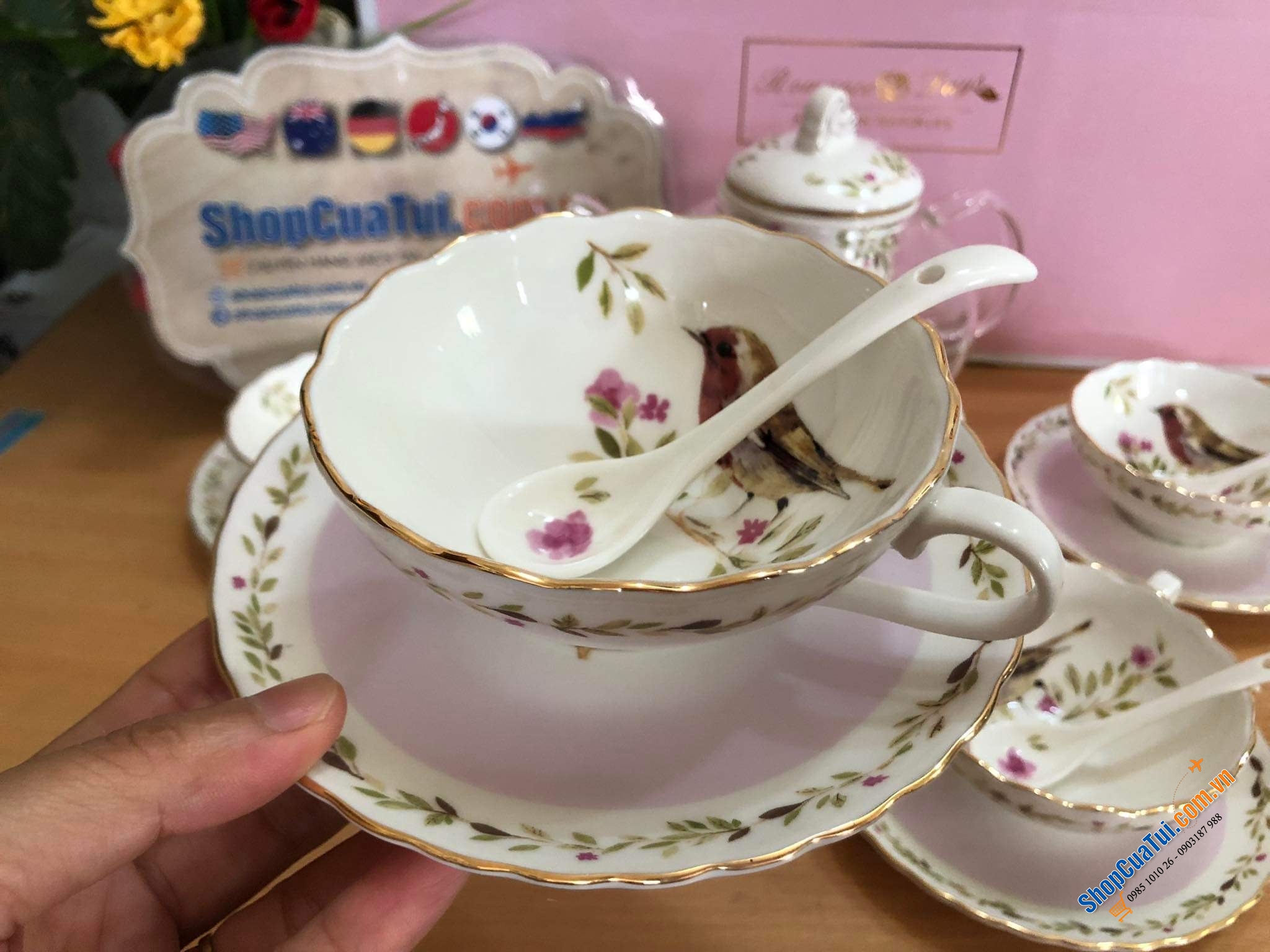 Siêu sang, siêu trang nhã: Bộ ấm trà sứ xương Châu Âu handmade Romance