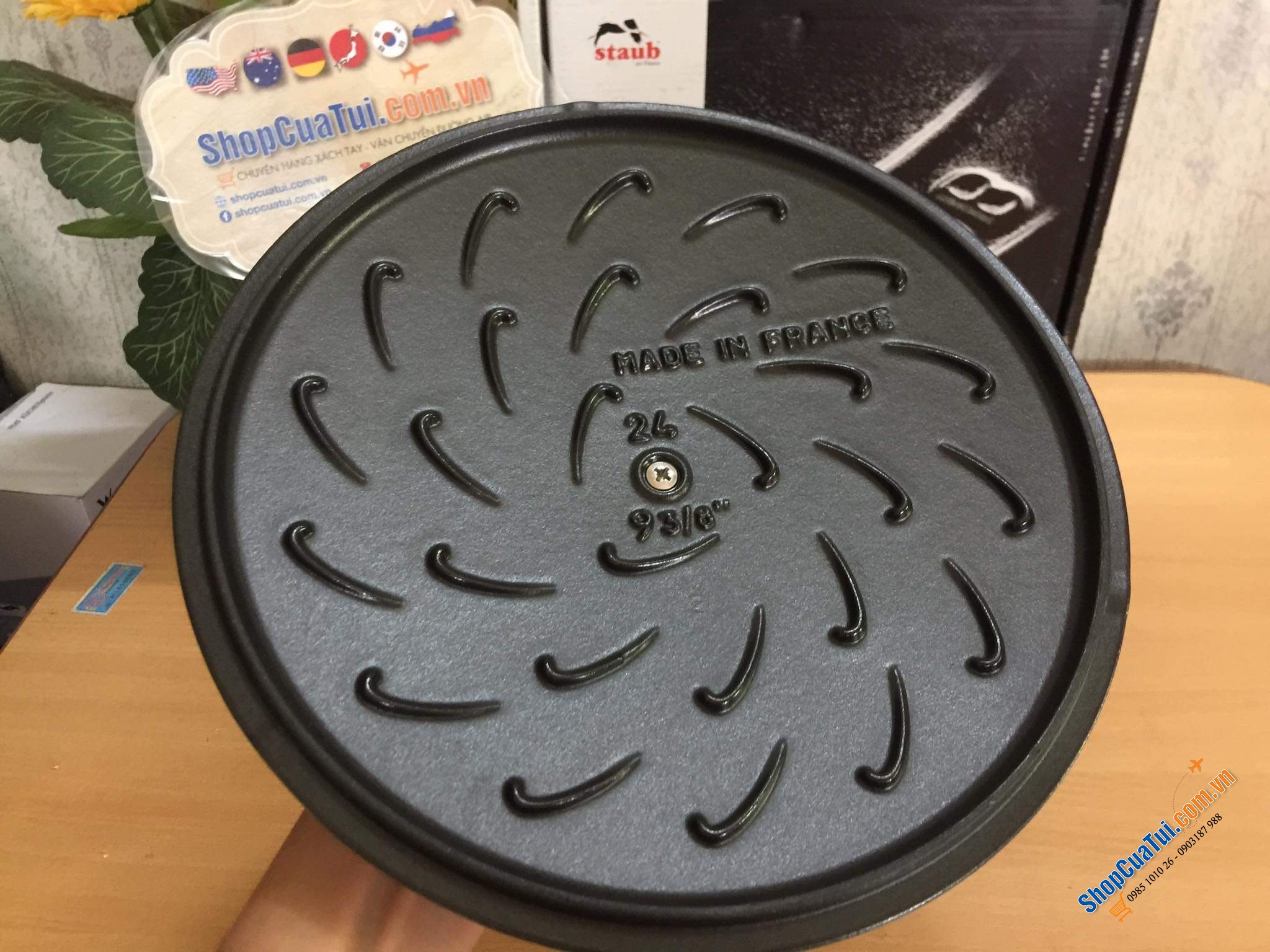 NỒI CHẢO GANG STAUB CHISTERA CHE 24CM - lý tưởng nấu các món ăn một nồi, từ nướng và hầm đến súp, risotto,... - màu xanh húng quế, xanh tím than