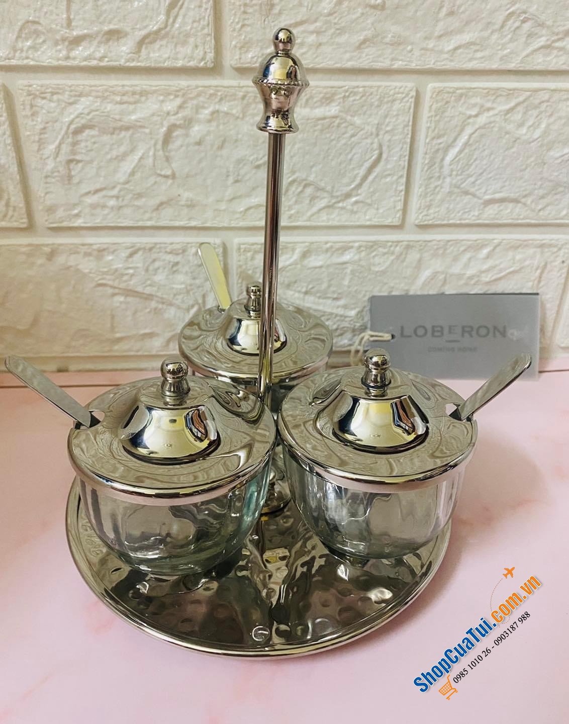 Sét đựng gia vị kèm khay Loberon.