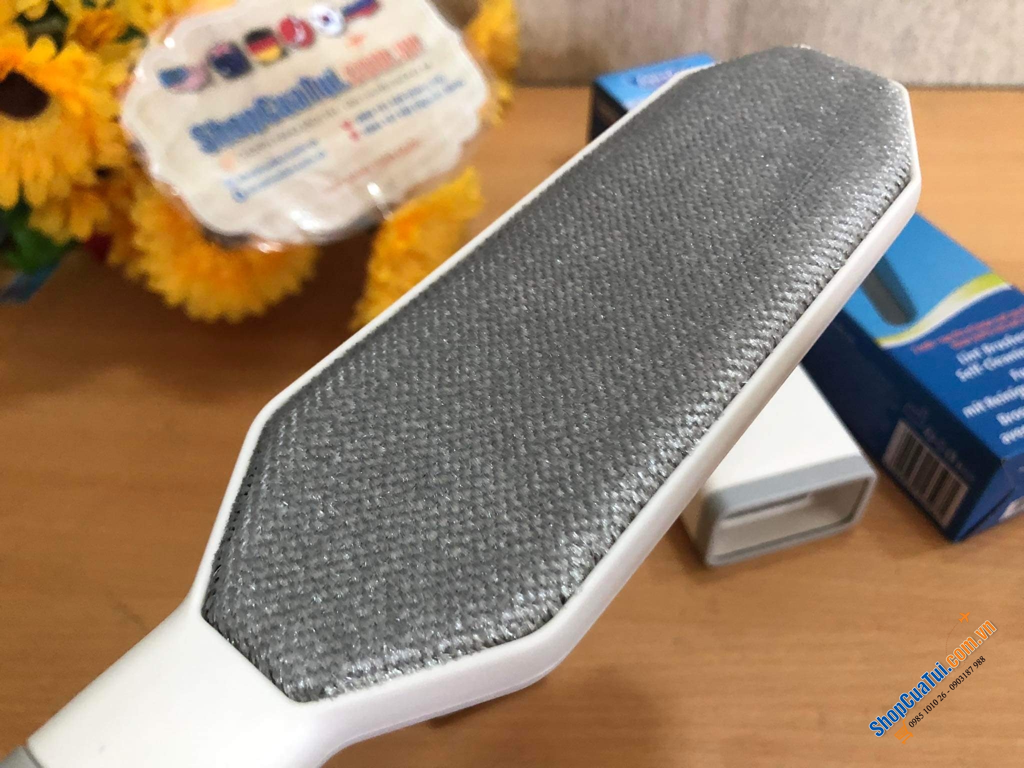 SET 2 CÂY CHẢI GIÚP LOẠI BỎ CÁC LỚP LÔNG XÙ BÁM DÍNH TRÊN QUẦN ÁO, GHẾ SOFA, GHẾ XE Ô TÔ... ĐẶC BIỆT LÀ LÔNG THÚ CƯNG.