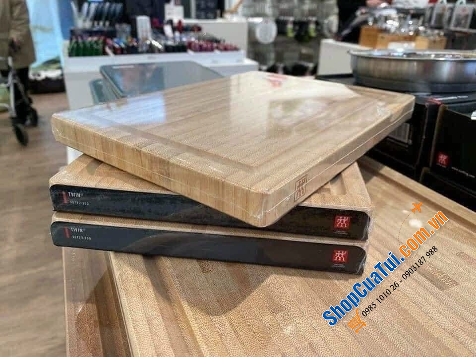 THỚT TRE ZWILLING CAO CẤP SIZE ĐẠI 42* 31 CM - bền vững và giúp bảo vệ lưỡi dao của bạn khi cắt