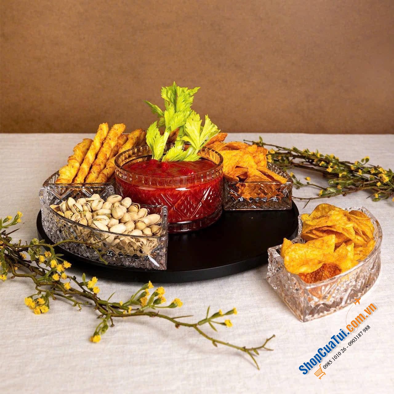 Khay pha lê tròn chia ô đế xoay Godinger Dublin Lazy Susan - Dùng để đựng mứt, bánh kẹo, rau củ, các món ăn tại gia đình, nhà hàng, khách sạn