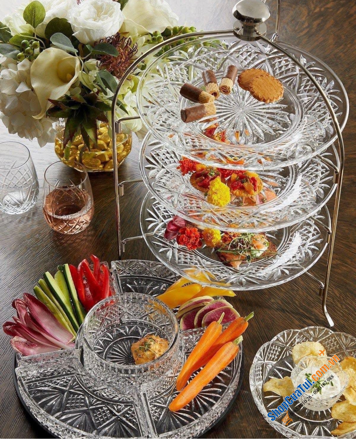 Khay pha lê tròn chia ô đế xoay Godinger Dublin Lazy Susan - Dùng để đựng mứt, bánh kẹo, rau củ, các món ăn tại gia đình, nhà hàng, khách sạn