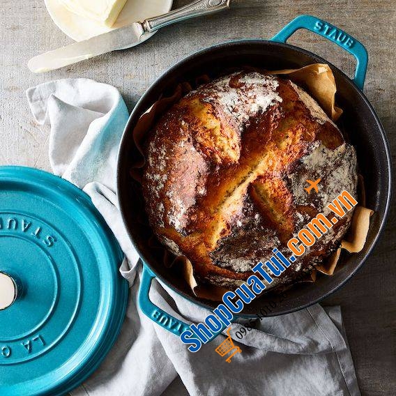 NỒI GANG STAUB MÀU XANH BIỂN EIS BLUE 24 CM DÁNG THẤP - DUNG TÍCH 3,8L.