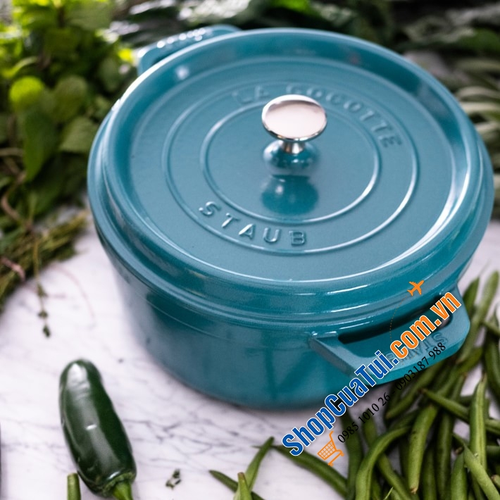 NỒI GANG STAUB MÀU XANH BIỂN EIS BLUE 24 CM DÁNG THẤP - DUNG TÍCH 3,8L.
