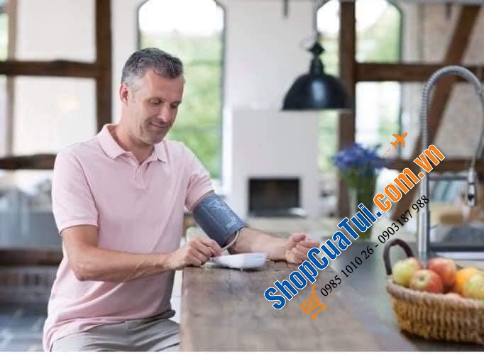 Máy đo huyết áp mã BU535 đời mới nhất của Medisana - theo dõi huyết áp, nhịp tim hoàn toàn tự động, có màn hình hiển thị kết quả đo, thời gian rõ nét giúp người dùng dễ dàng quan sát