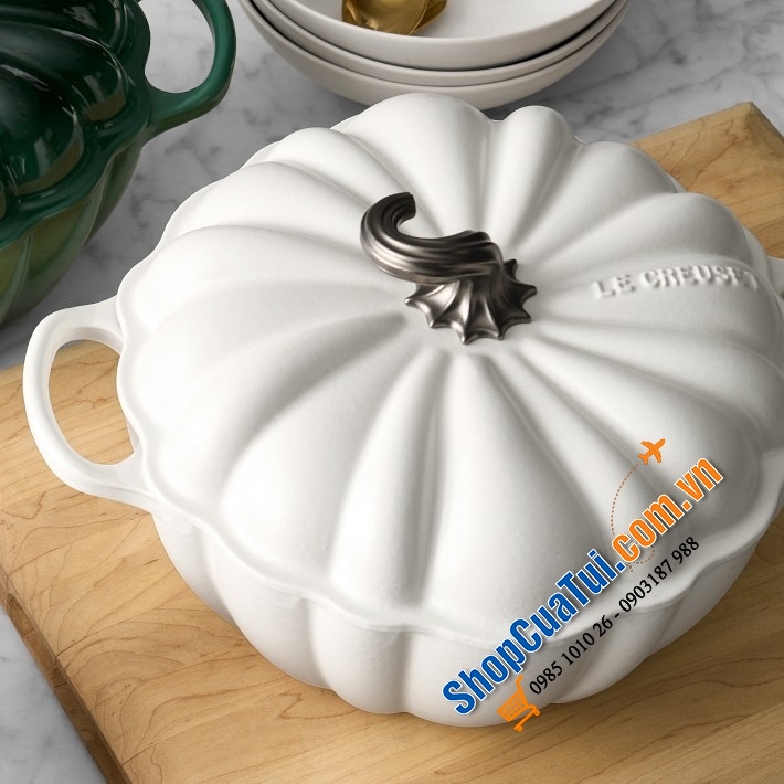 Nồi bí LC 24 cm, dung tích 3,7l - Nồi bí ngô Le Creuset sung túc, may mắn, cho lễ hội Halloween - Màu cam, màu trắng dáng cao