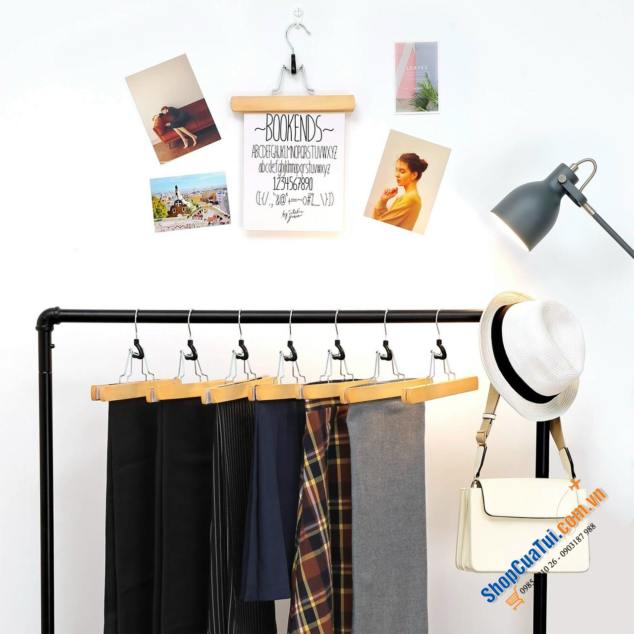 SET 12 MÓC QUẦN GỖ SONGMICS CAO CẤP Có đệm lót nỉ mềm mại, giúp tăng độ ma sát giữa móc treo và quần áo SIÊU KHÔNG TRƯỢT,  tránh được các vết nhăn và biến dạng