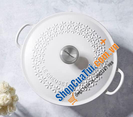 Nồi gang Le Creuset Marmite Fleur 22cm siêu hiếm đã có mặt!