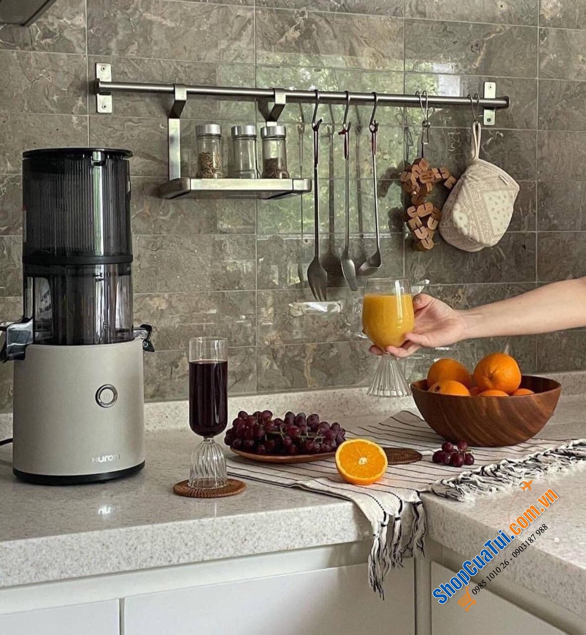 Máy ÉP CHẬM HUROM H300E (hay H300).