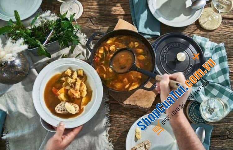 MUÔI CANH STAUB 31cm - Muôi múc canh silicon 31cm