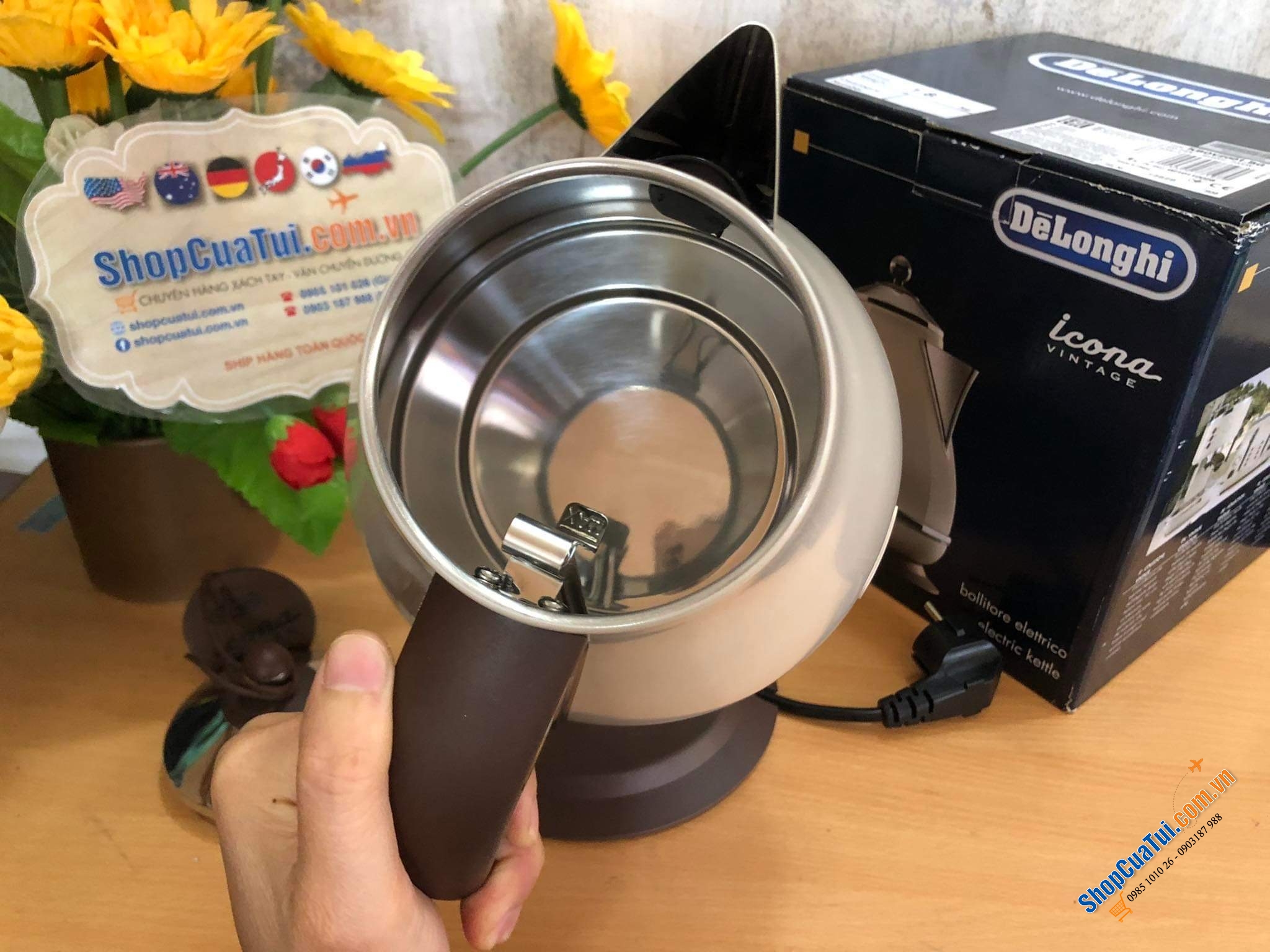 ẤM SIÊU TỐC DELONGHI VINTAGE ICONA MÀU BE.