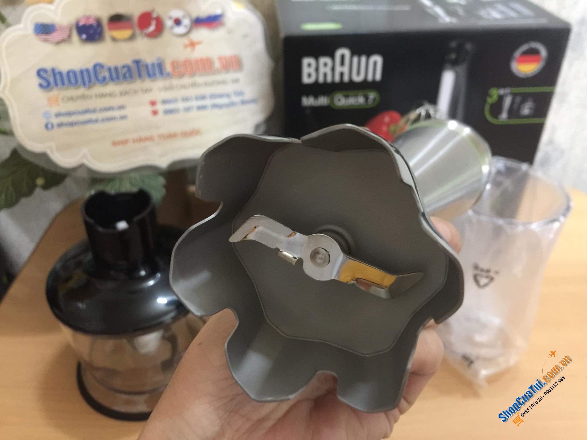 MÁY XAY CẦM TAY BRAUN MQ9147X - đa năng để trộn, cắt, đánh kem, cắt lát, băm nhỏ, sinh tố,...việc bếp trở nên dễ dàng
