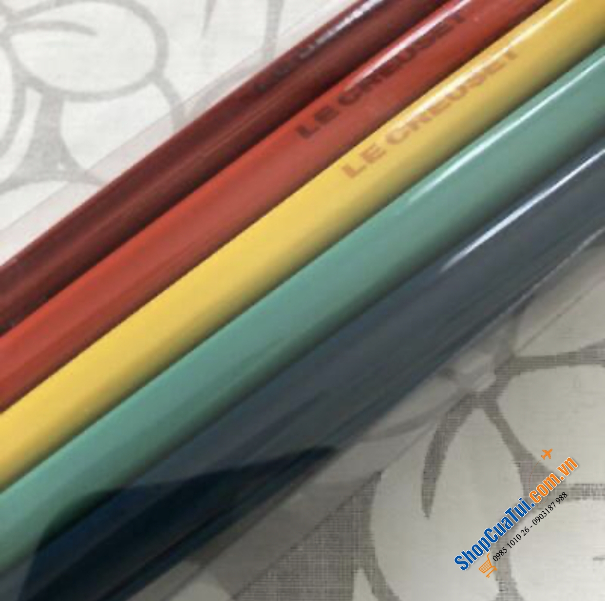 Sét đũa cầu vồng 5 đôi Le Creuset được làm bằng tre - Le Creuset chopsticks 5 set Solid Rainbow Color Made in Japan Collection New