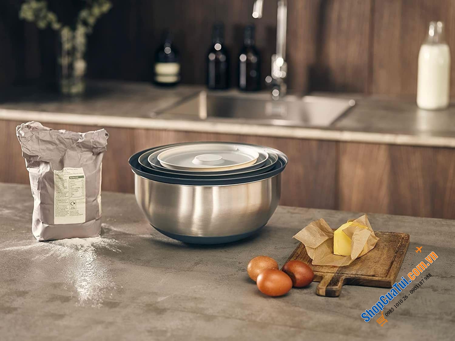 Sét 4 âu inox Joseph Joseph 95025 Prep&Store Bowl Set Steel, có nắp đậy riêng, dễ dàng chế biến thức ăn rồi cất gọn