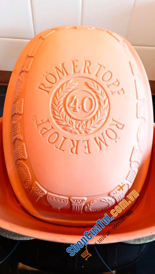 NỒI NƯỚNG GỐM ĐỨC MADE IN GERMANY RÖMERTOPF JUBILÄUM - Hoạ tiết La Mã - Kích thước 34 x 19 x 25 cm. (3,5 Lít)